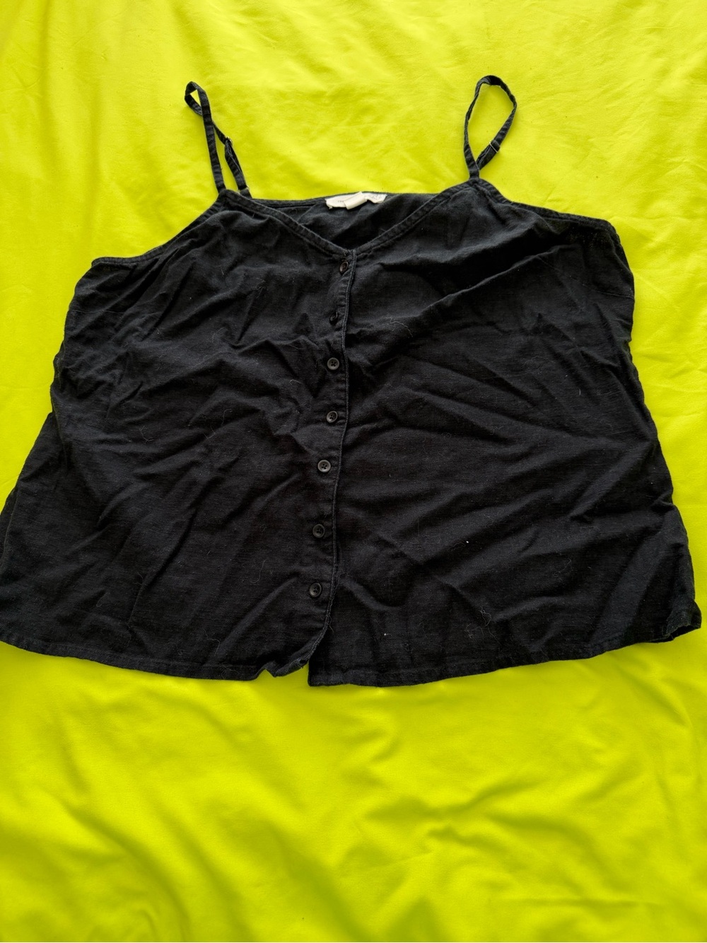 Treasure & Bond Black Button-Front Spaghetti Strap Camisole